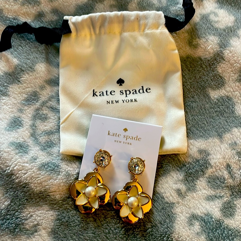 Kate spade earrings- brand new! 🥰